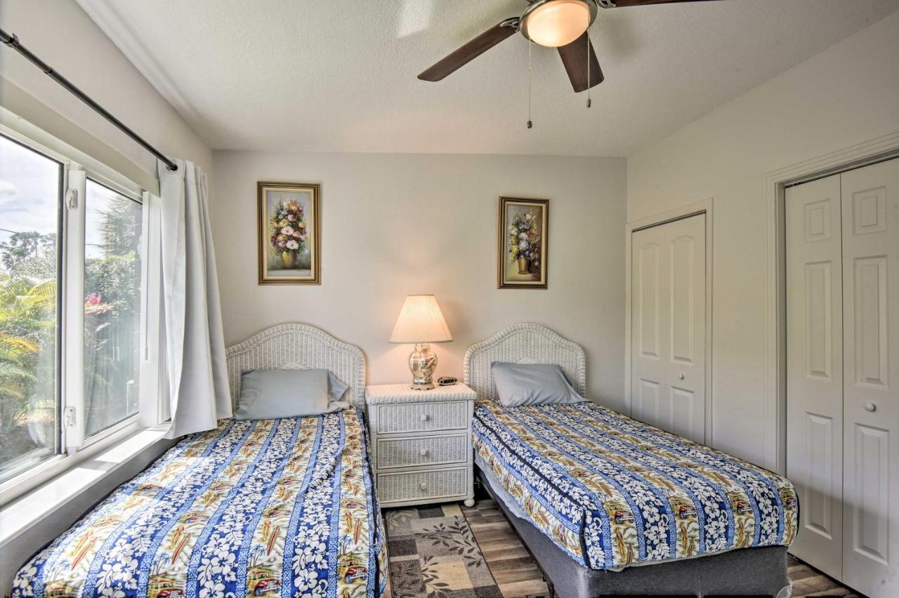 Sunny Cocoa Beach Home Walk To Sea And Attractions! Exterior photo